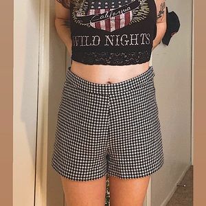 Retro B&W Shorts by Trafaluc (ZARA) - size S